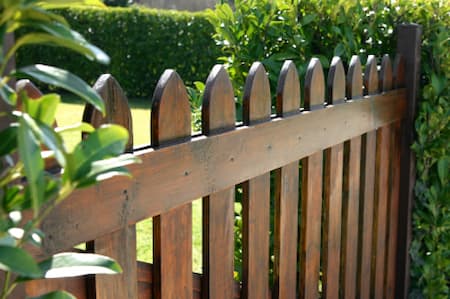 Boost Your Home's Aesthetics with Exceptional Fence Cleaning in Honolulu